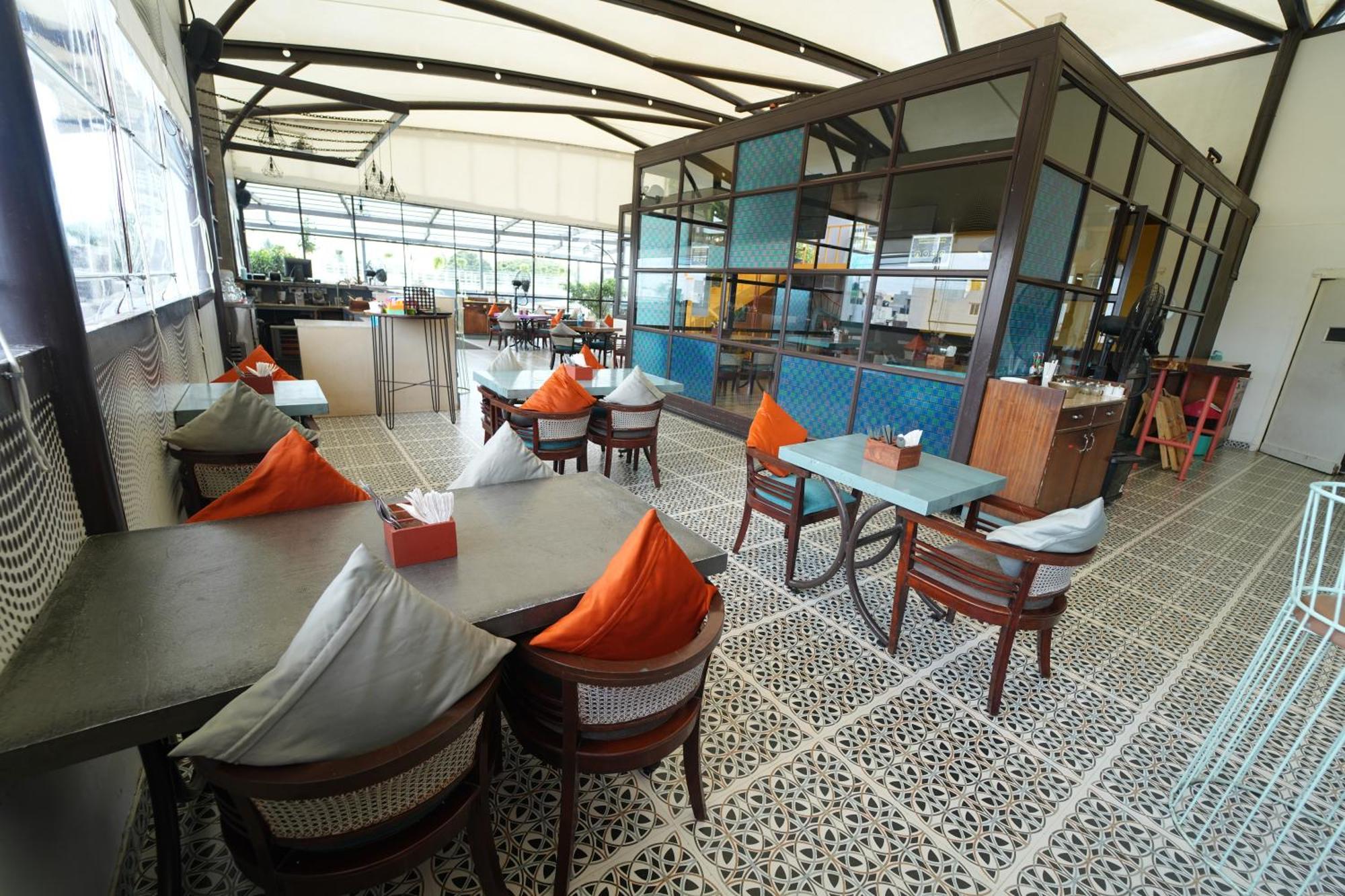 Hotel Vaishnavi Residency Bangalore Exterior foto